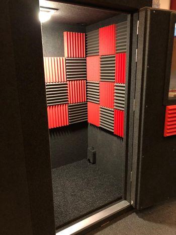 inside a kube acoustic booth